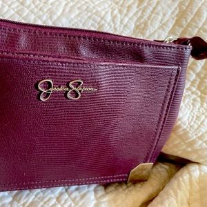 Jessica Simpson Wristlet💜